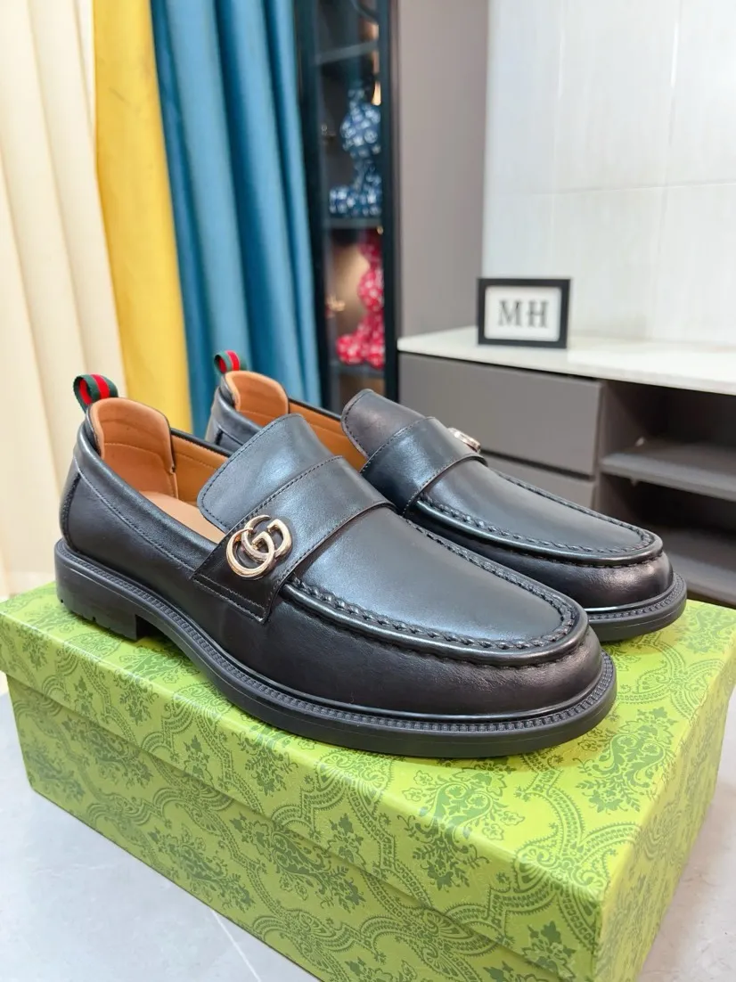 Men's shoes 💰500🌹🌹[GUCCI Gucci] A new style of formal men's leather shoes is coming ~ The original quality upper is made of Italian cowhide➕The leather is soft and delicate, comfortable and soft. The top layer of genuine leather, rubber wear-resistant outsole, the shoe shape is dignified and domineering, and the luxury charm is not concealed! The natural and free nouveau riche leads the trend. Code number: 38-44